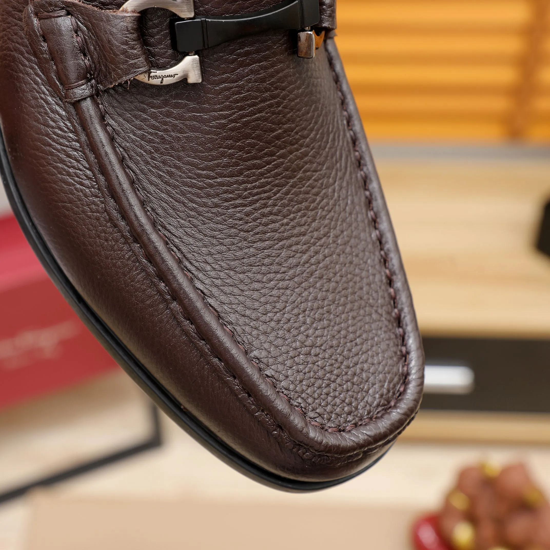 Men's shoes 💰540🕷🕷🐂【Ferragamo】Ferragamo Popular fashion casual shoes🇨🇳Official website counter 1:1 production, original mold opening💯Good quality visible, imported high-end first-layer pebbled calfskin, water-dyed🐂leather lining🌿very clear texture, high-quality waterproof, non-slip and wear-resistant outsole🎋high quality and low price, truly handmade🍓black, coffee color, 2 colors available! Code number 38-45……